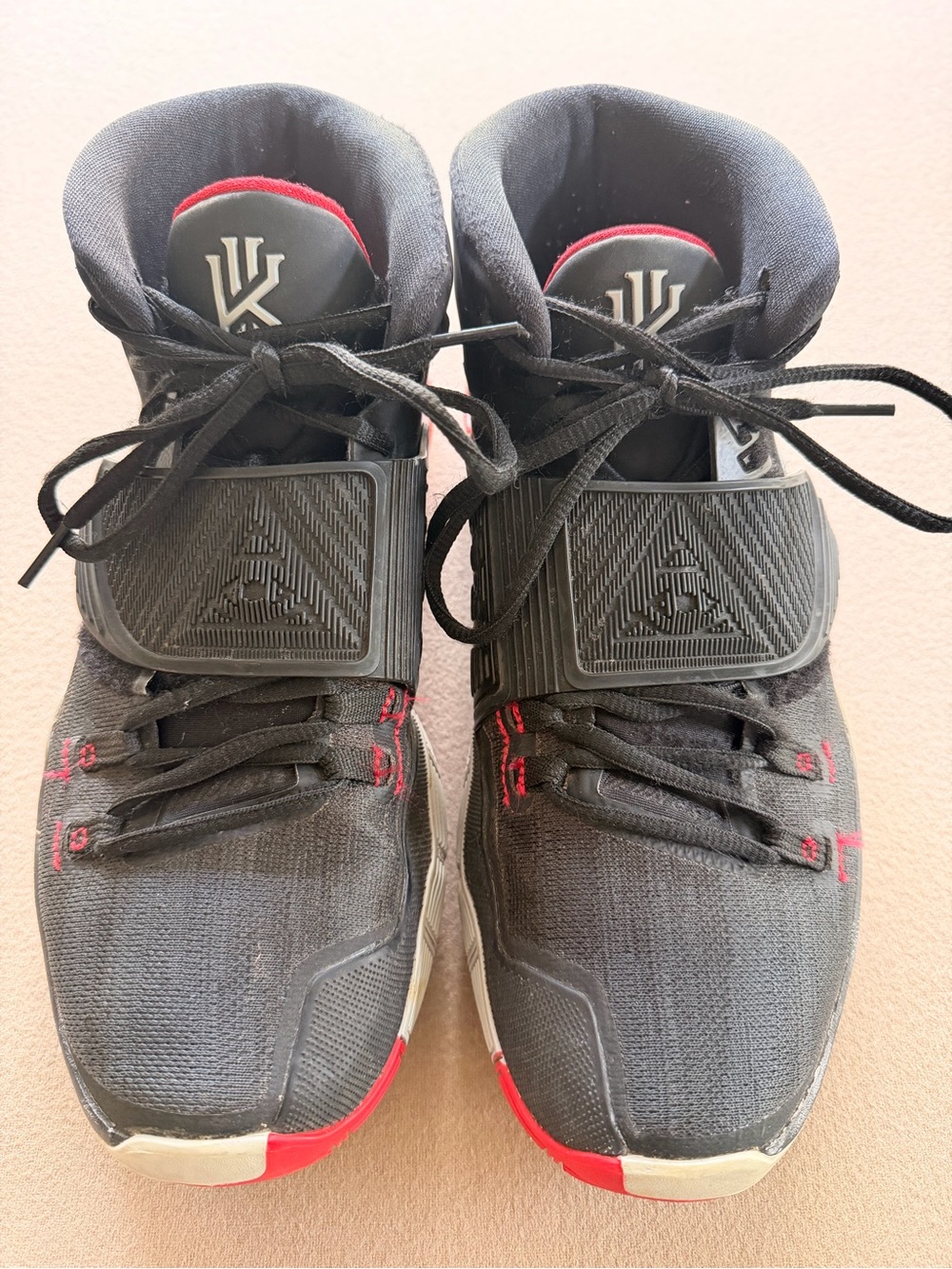 Nike Kyrie Men's Black Basketball Shoes with Red Accents Size 10.5